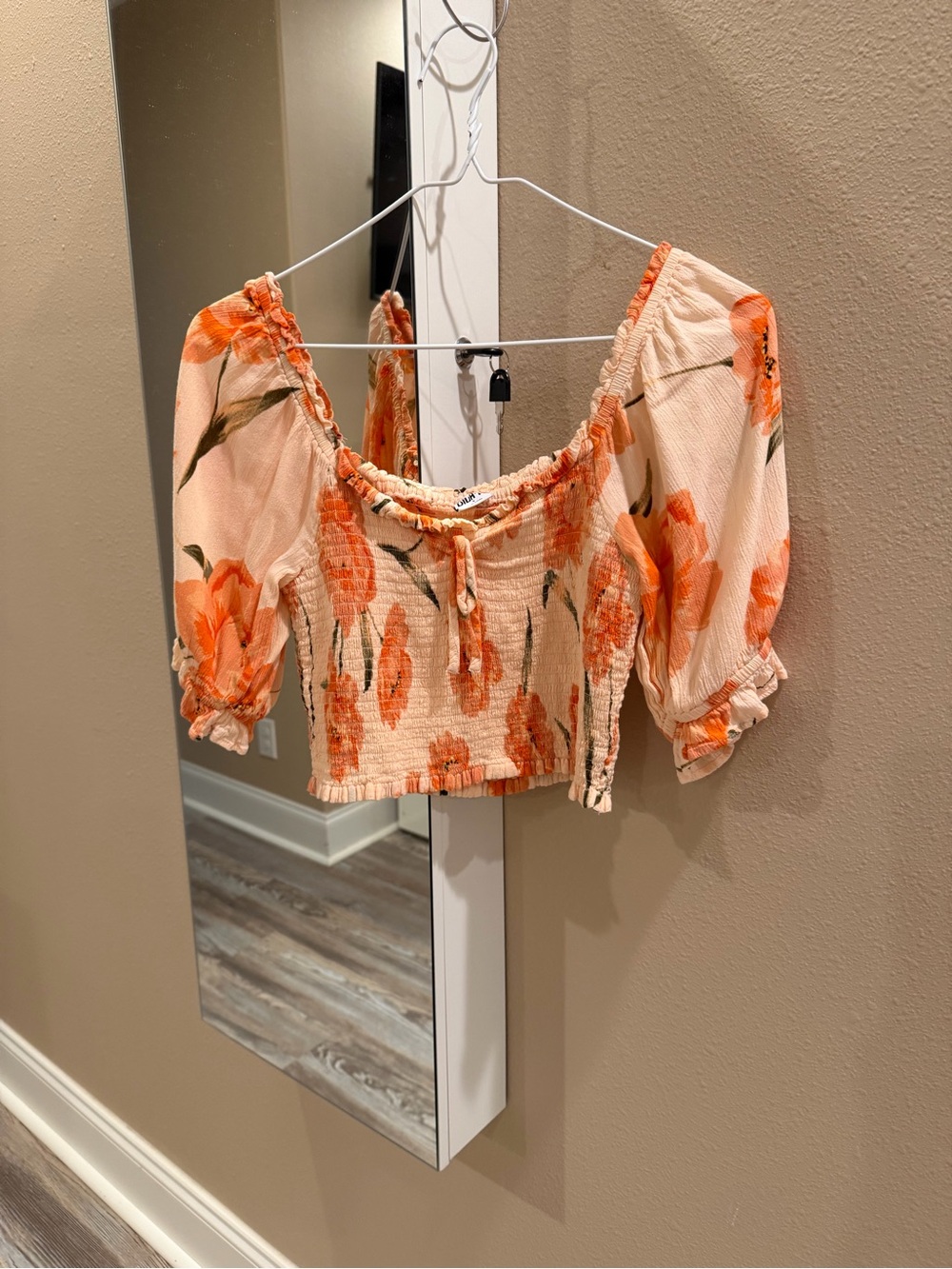 Source Unknown Peach Floral Smocked Off-Shoulder Crop Top